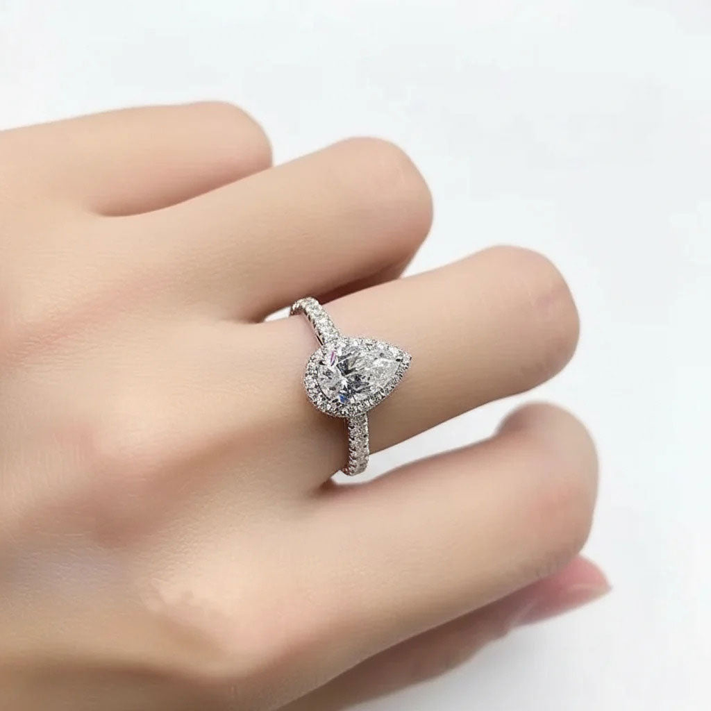 Bague Moissanite Montréal Aurora Ovale