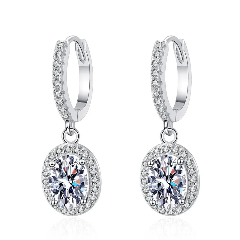 Les pendantes Éclat Ovale Lumière VVS1 moissanite