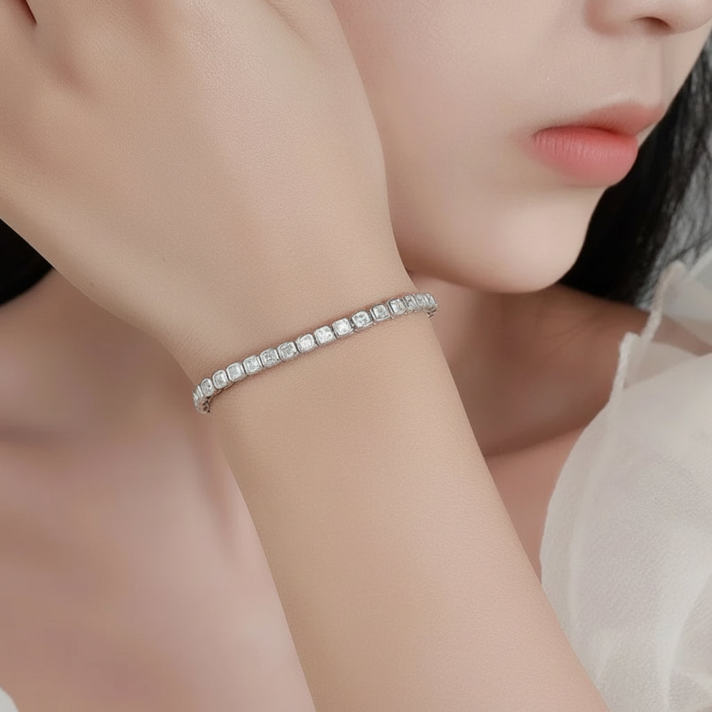 Tennis_Poire_Opera_classique_VVS1_Moissanite_Diamond_-_Montreal_Moissanite 4